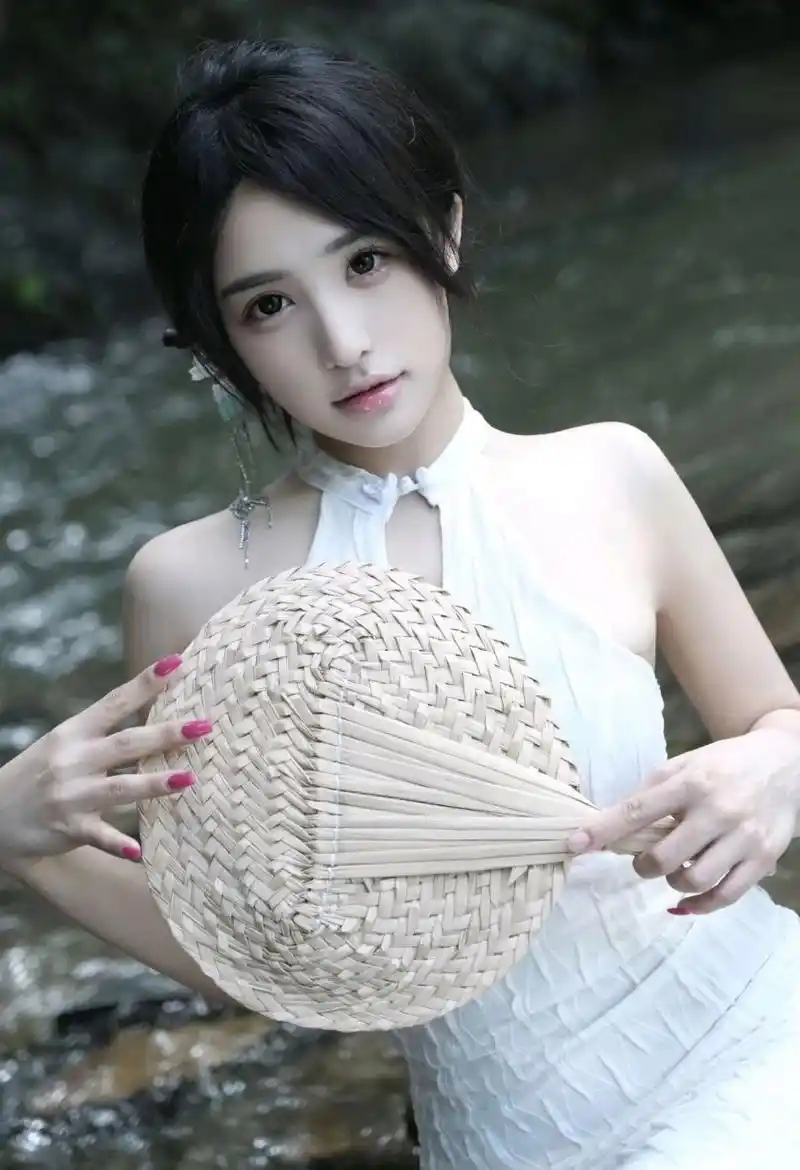 恋爱动漫推荐午后三点的魔法